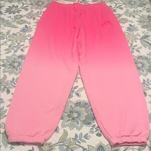 NWT PINK VS Ombré pink Ivy fleece relaxed sweatpants, size S.